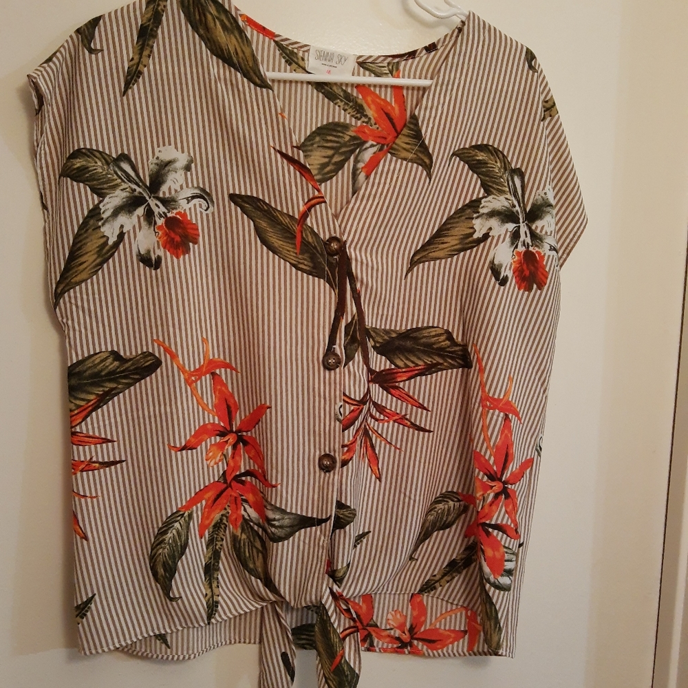 Medium floral palm leaves blouse